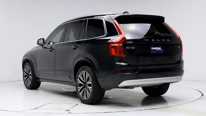 2022 Volvo XC90 T5 Momentum 2