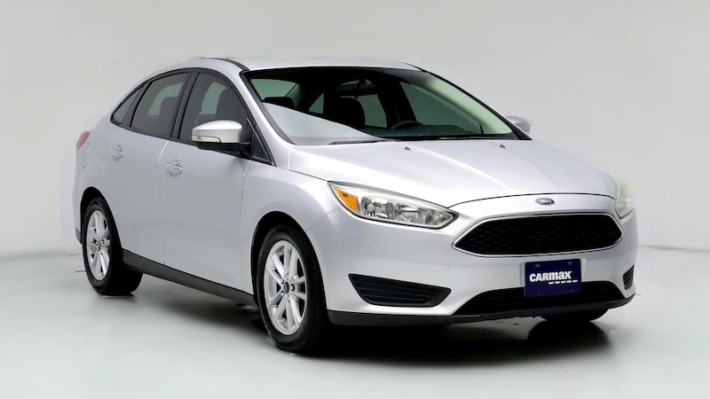 2016 Ford Focus SE Hero Image