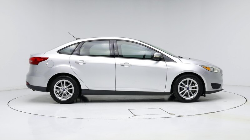 2016 Ford Focus SE 7