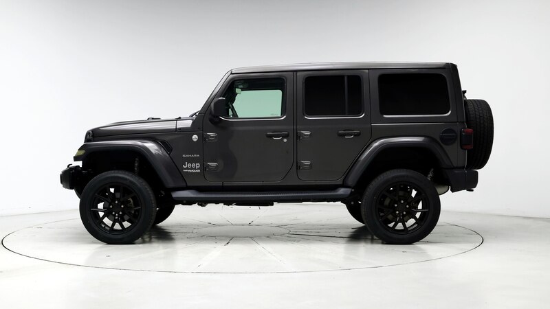 2019 Jeep Wrangler Unlimited Sahara 3