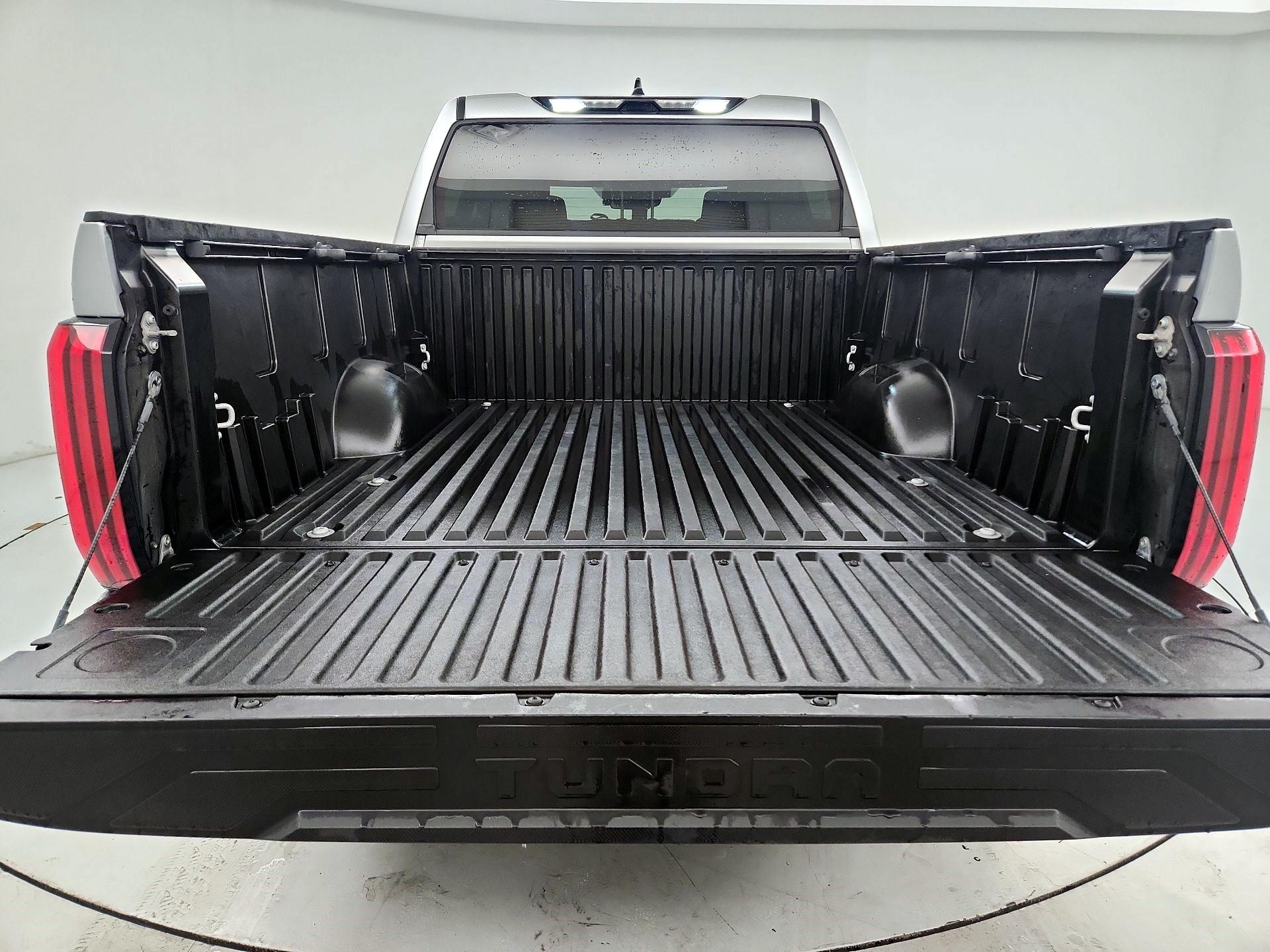 Thumbnail: 2023 Toyota Tundra - 19