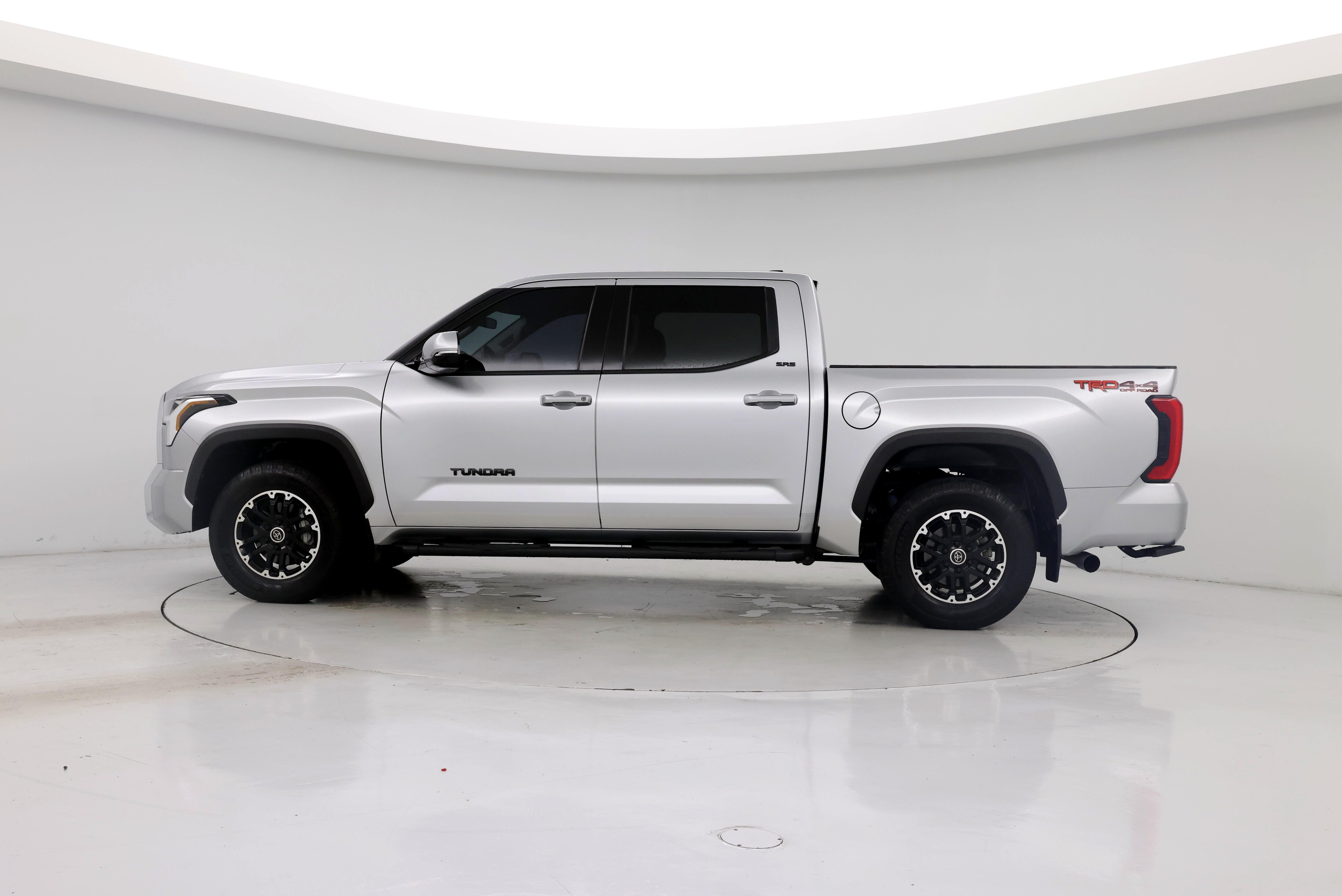 Thumbnail: 2023 Toyota Tundra - 3