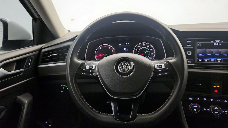 2021 Volkswagen Jetta SE 10