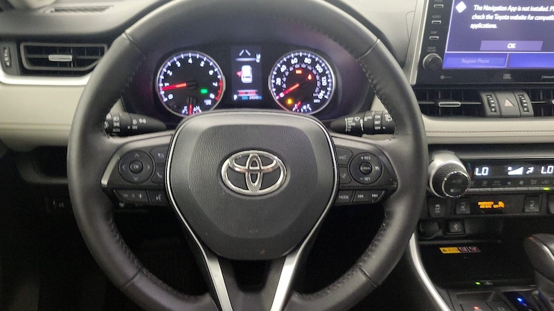 2022 Toyota RAV4 XLE Premium 10