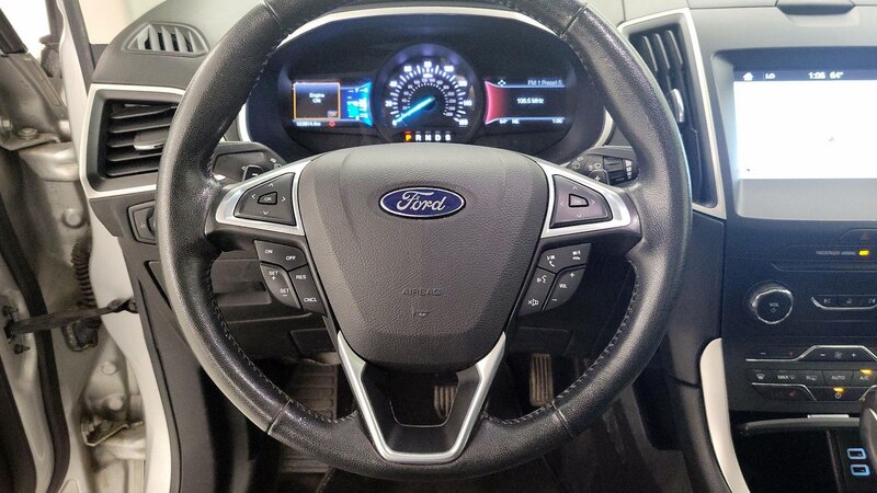 2016 Ford Edge SEL 10