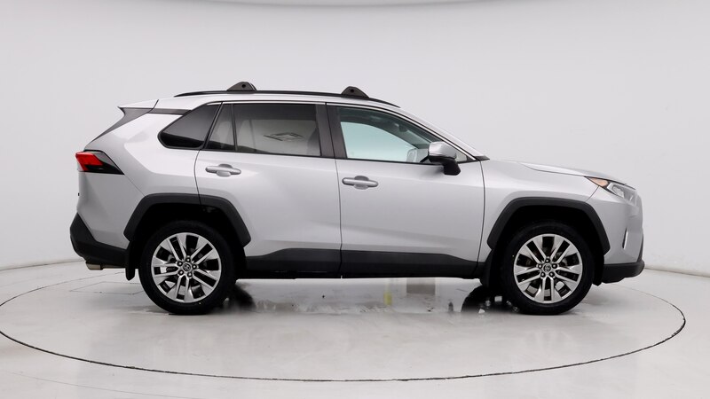 2019 Toyota RAV4 XLE Premium 7