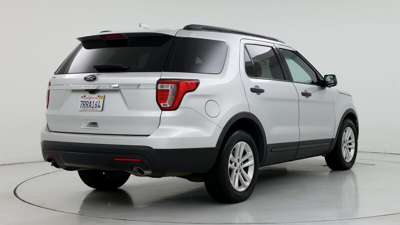 2016 Ford Explorer  8