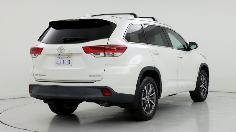 2018 Toyota Highlander XLE 8