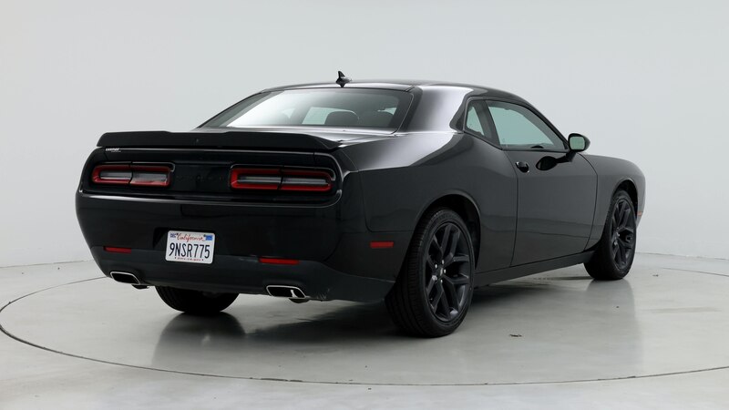 2021 Dodge Challenger SXT 8