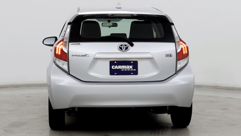 2015 Toyota Prius c One 6