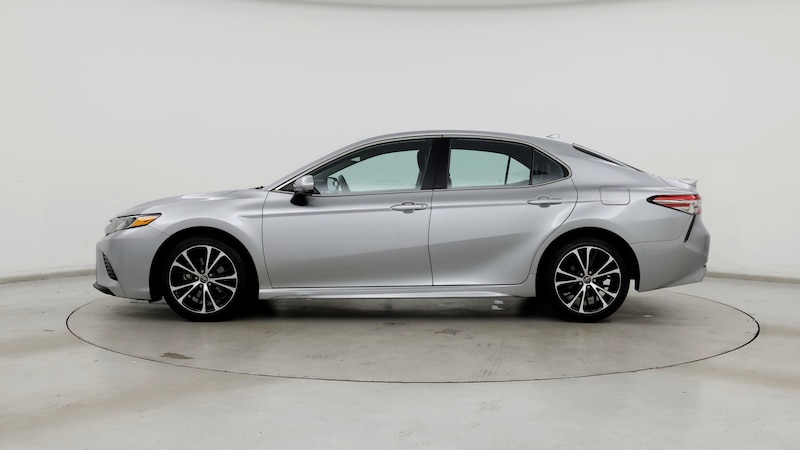 2019 Toyota Camry SE 3