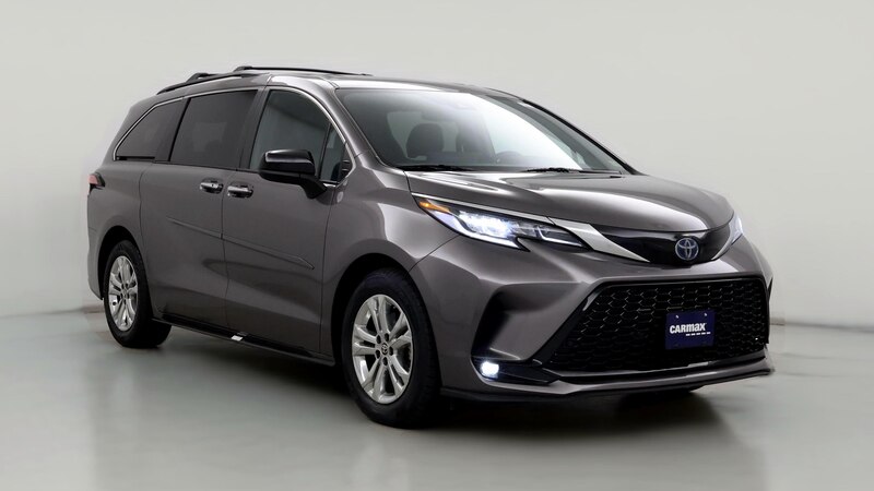 2022 Toyota Sienna XSE Hero Image