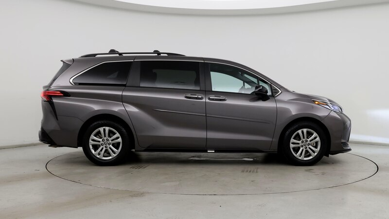 2022 Toyota Sienna XSE 7