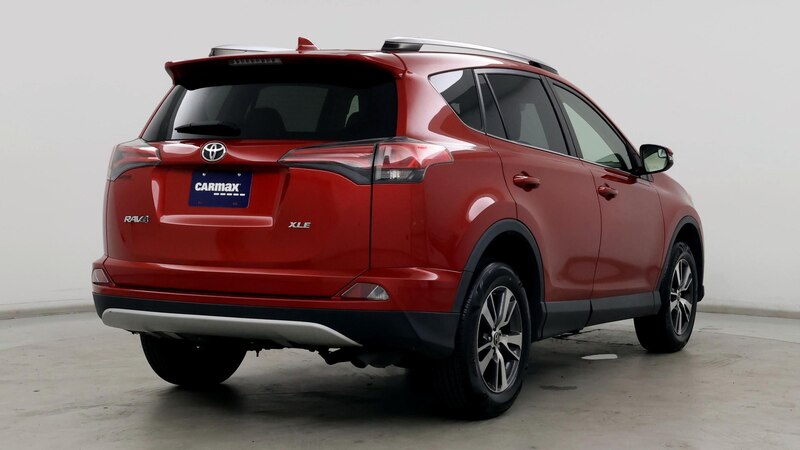 2017 Toyota RAV4 XLE 8