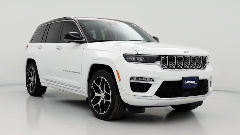 2022 Jeep Grand Cherokee Summit Hero Image