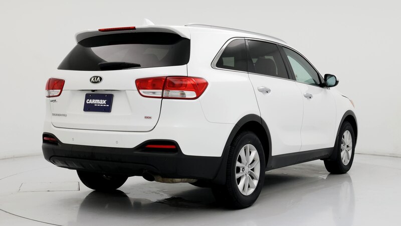 2017 Kia Sorento LX 8