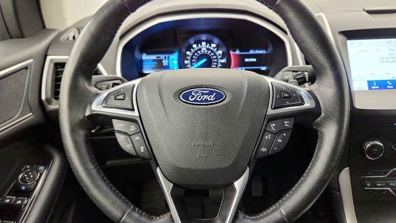 2019 Ford Edge SEL 10