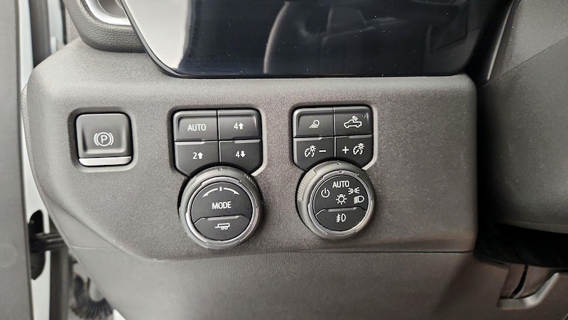 2022 Chevrolet Silverado 1500  13