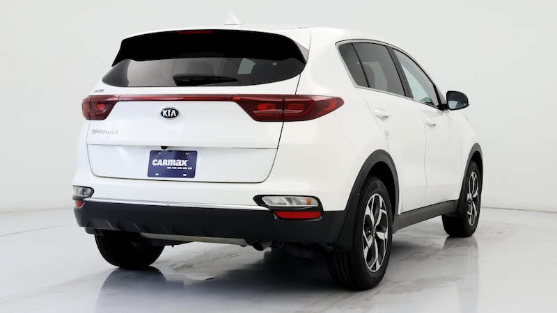 2022 Kia Sportage LX 8