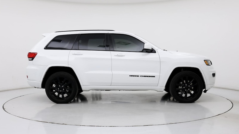 2020 Jeep Grand Cherokee Altitude 7