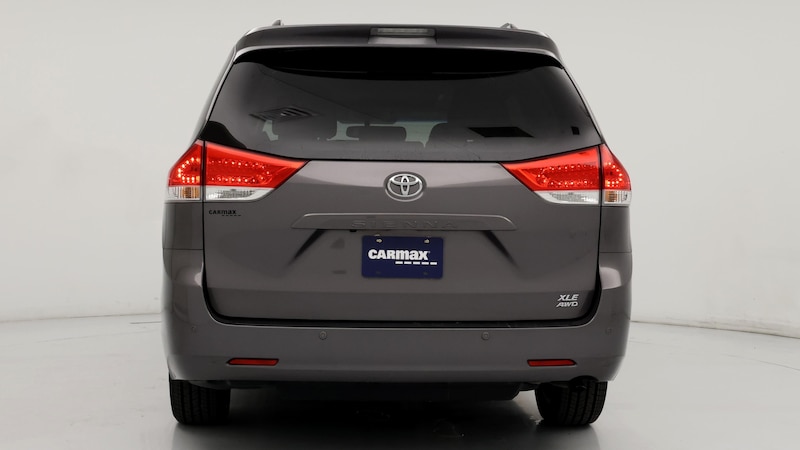 2014 Toyota Sienna XLE 6