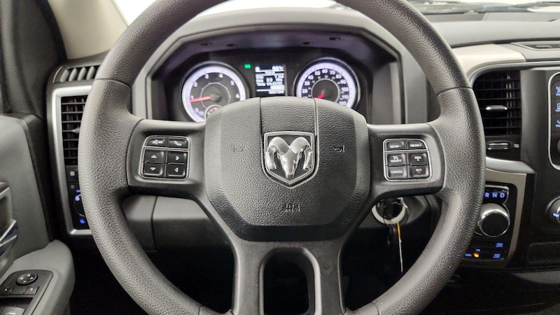 2019 RAM 1500 Classic Warlock 10