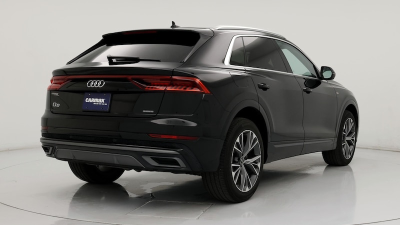 2022 Audi Q8 Premium Plus 8