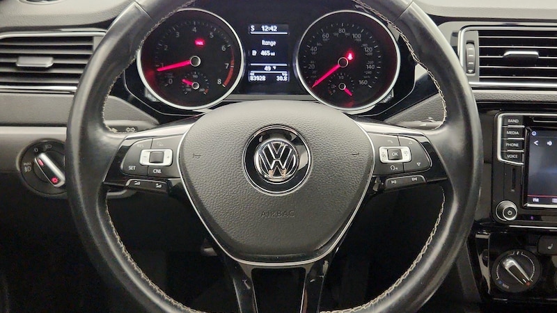 2016 Volkswagen Jetta Sport 10