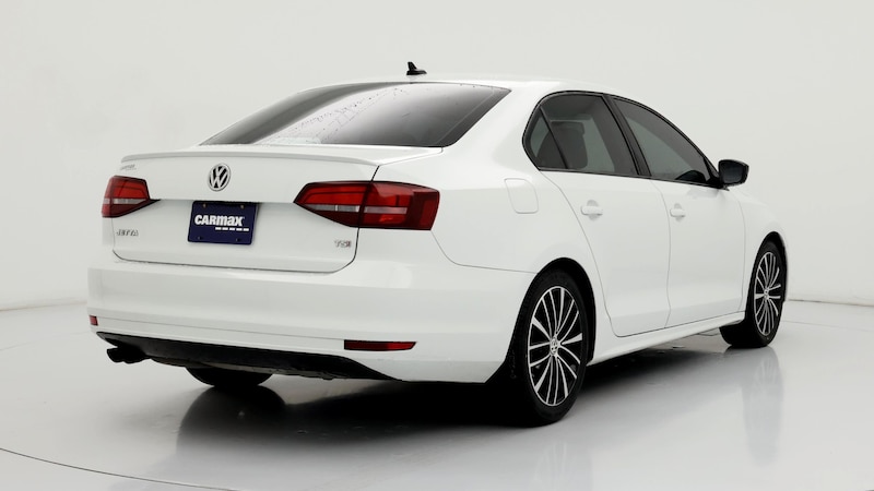 2016 Volkswagen Jetta Sport 8