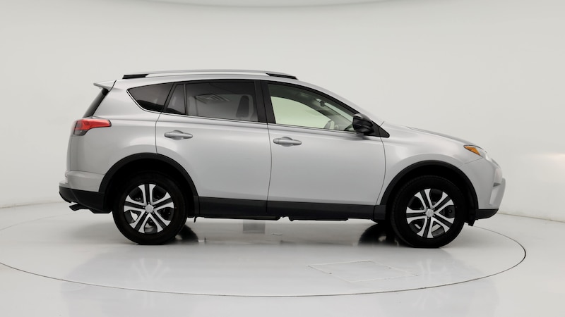 2018 Toyota RAV4 LE 7