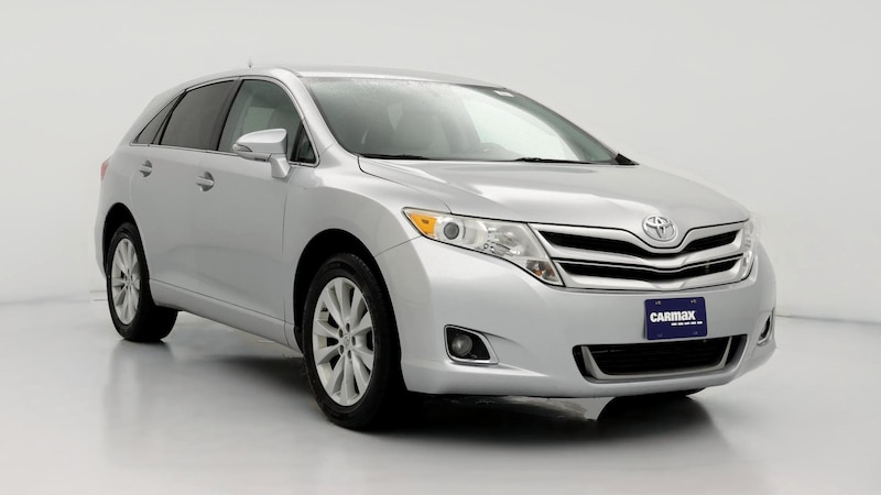 2015 Toyota Venza LE Hero Image