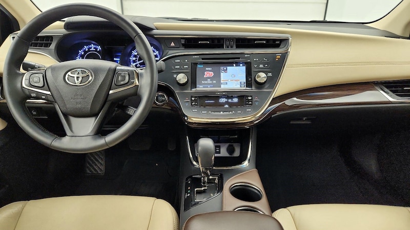 2015 Toyota Avalon XLE 9