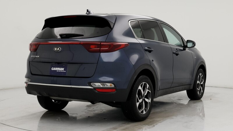 2022 Kia Sportage LX 8