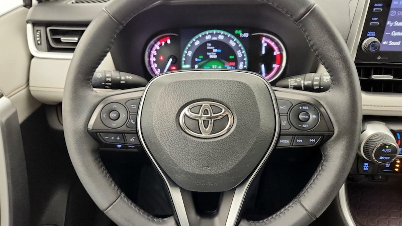 2022 Toyota RAV4 Limited 10