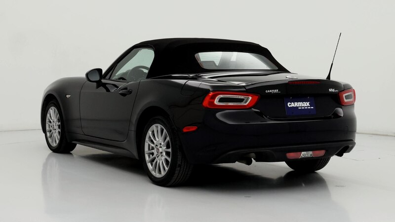 2017 Fiat 124 Spider Classica 2