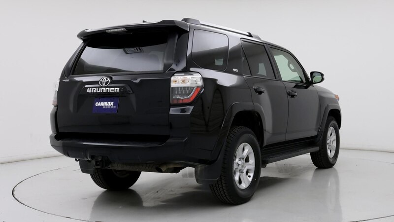 2024 Toyota 4Runner SR5 8