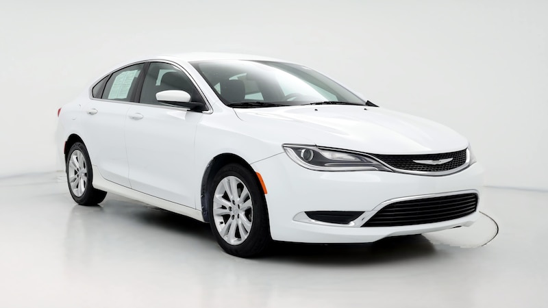 2016 Chrysler 200 Limited Hero Image