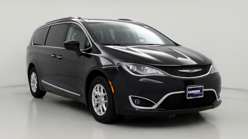 2020 Chrysler Pacifica Touring L Hero Image