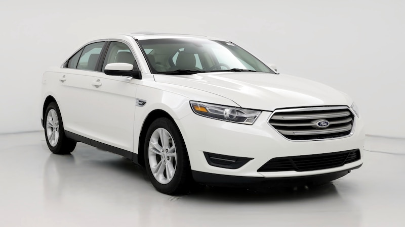 2014 Ford Taurus SEL Hero Image