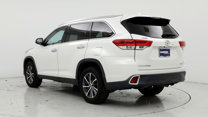 2019 Toyota Highlander XLE 2