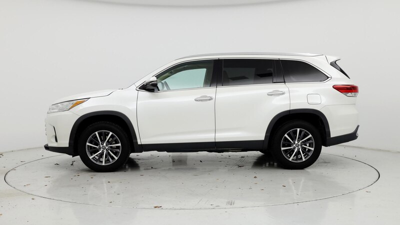 2019 Toyota Highlander XLE 3