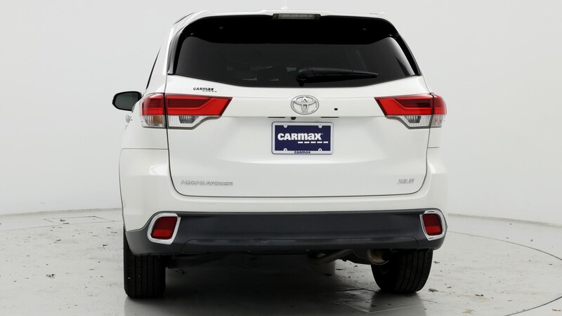 2019 Toyota Highlander XLE 6