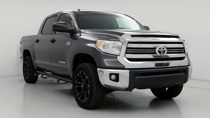 2017 Toyota Tundra SR5 Hero Image