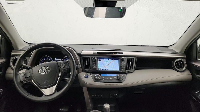 2018 Toyota RAV4 Limited 9