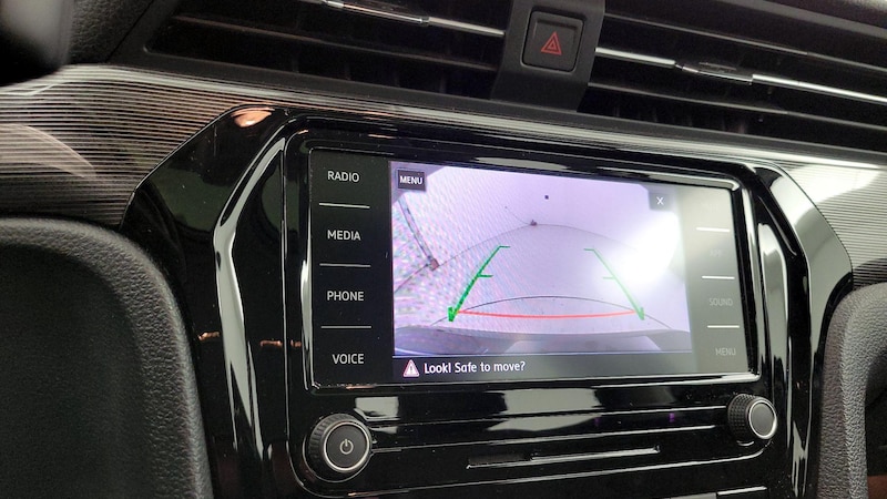 2020 Volkswagen Passat R-Line 14