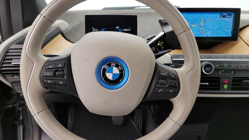 2015 BMW i3 Giga World 10