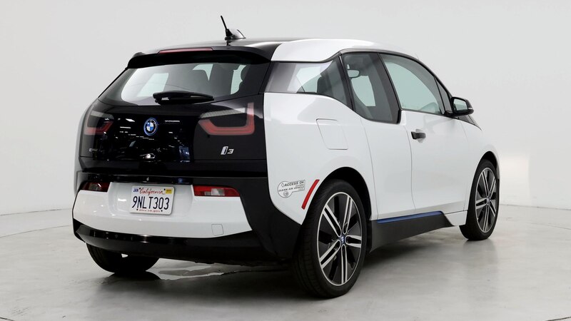 2015 BMW i3 Giga World 8