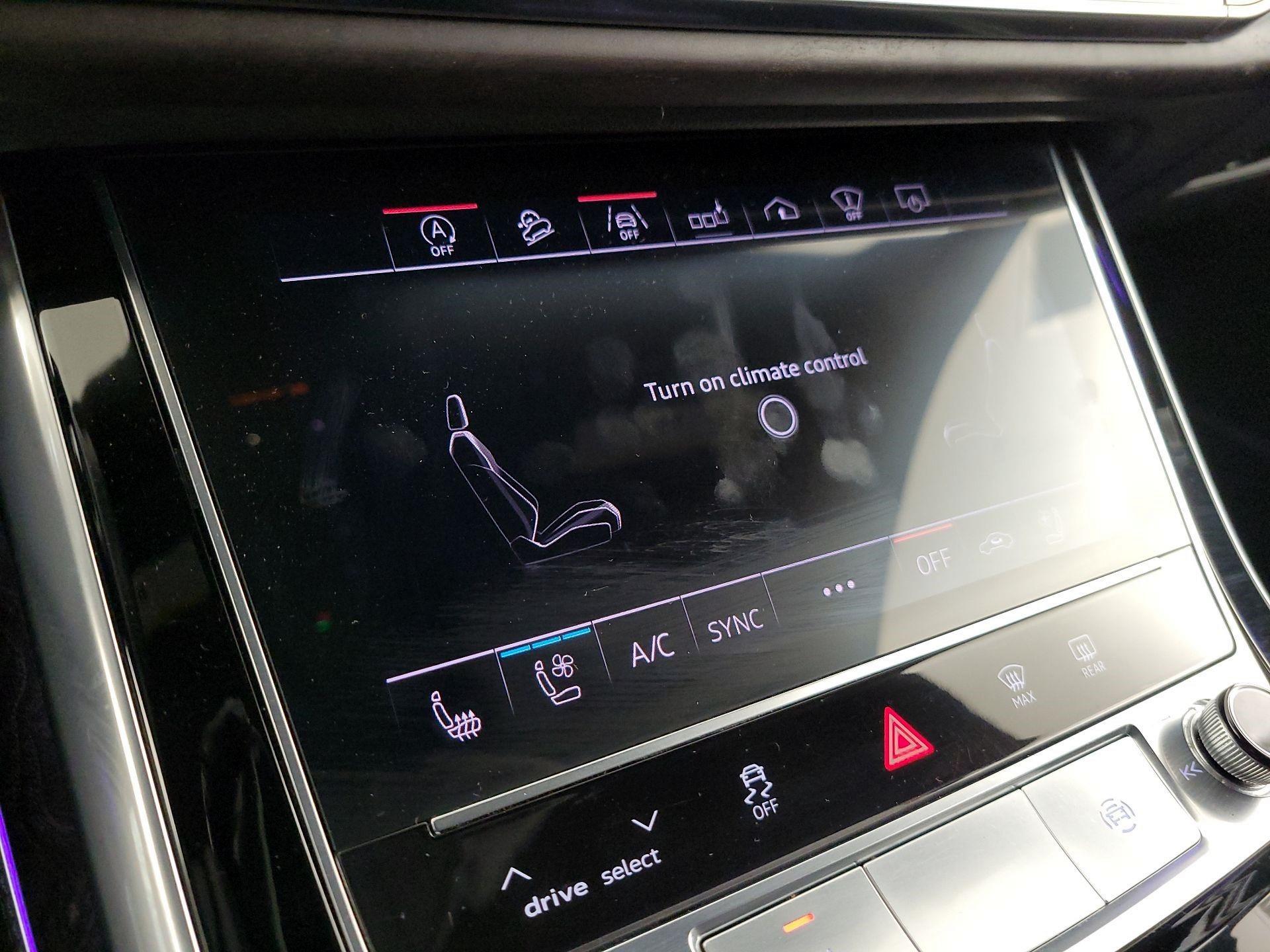 Thumbnail: 2019 Audi Q8 - 17