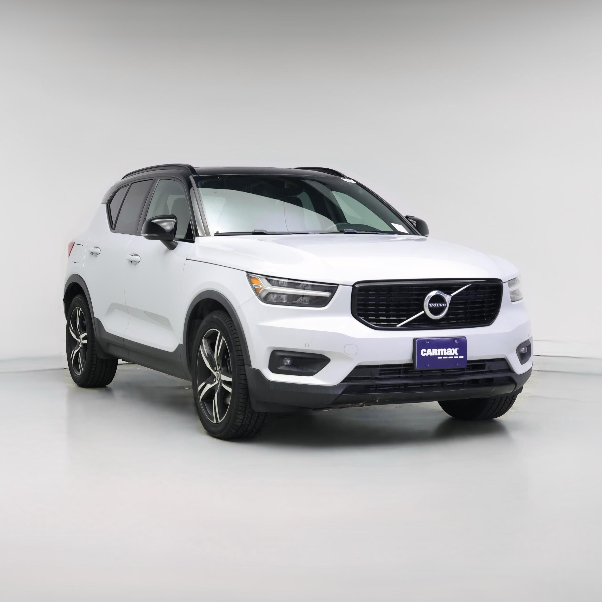 Thumbnail: 2021 Volvo XC40 - 1
