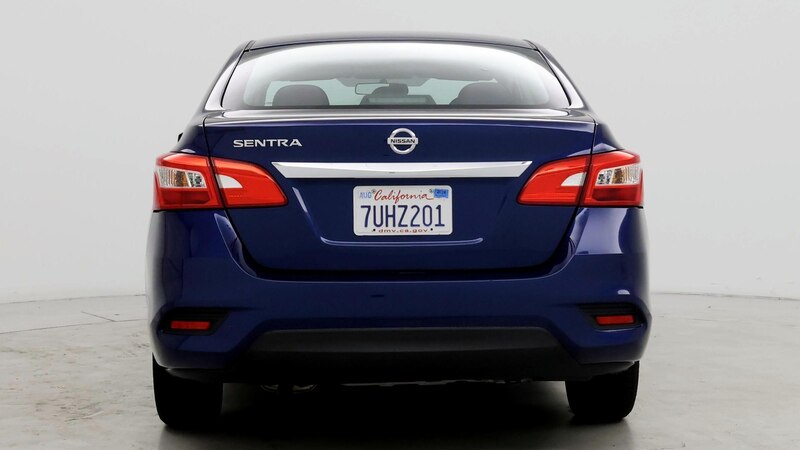 2016 Nissan Sentra S 6